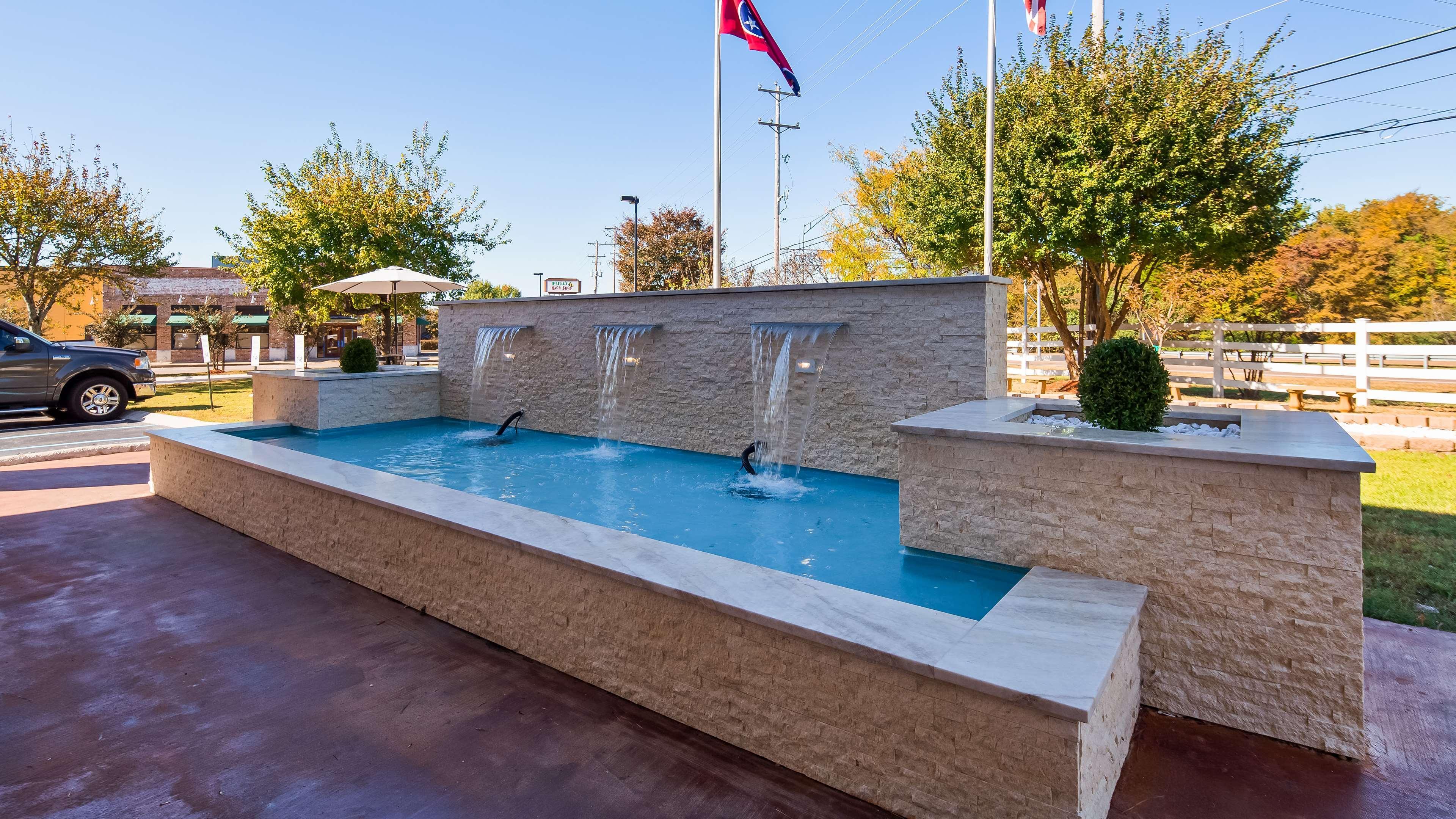 Best Western Plus Galleria Inn & Suites Memphis Exterior photo