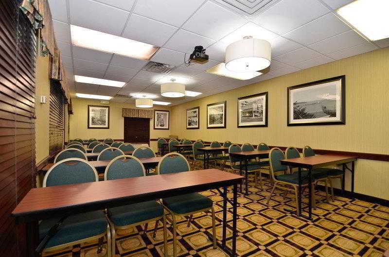 Best Western Plus Galleria Inn & Suites Memphis Exterior photo