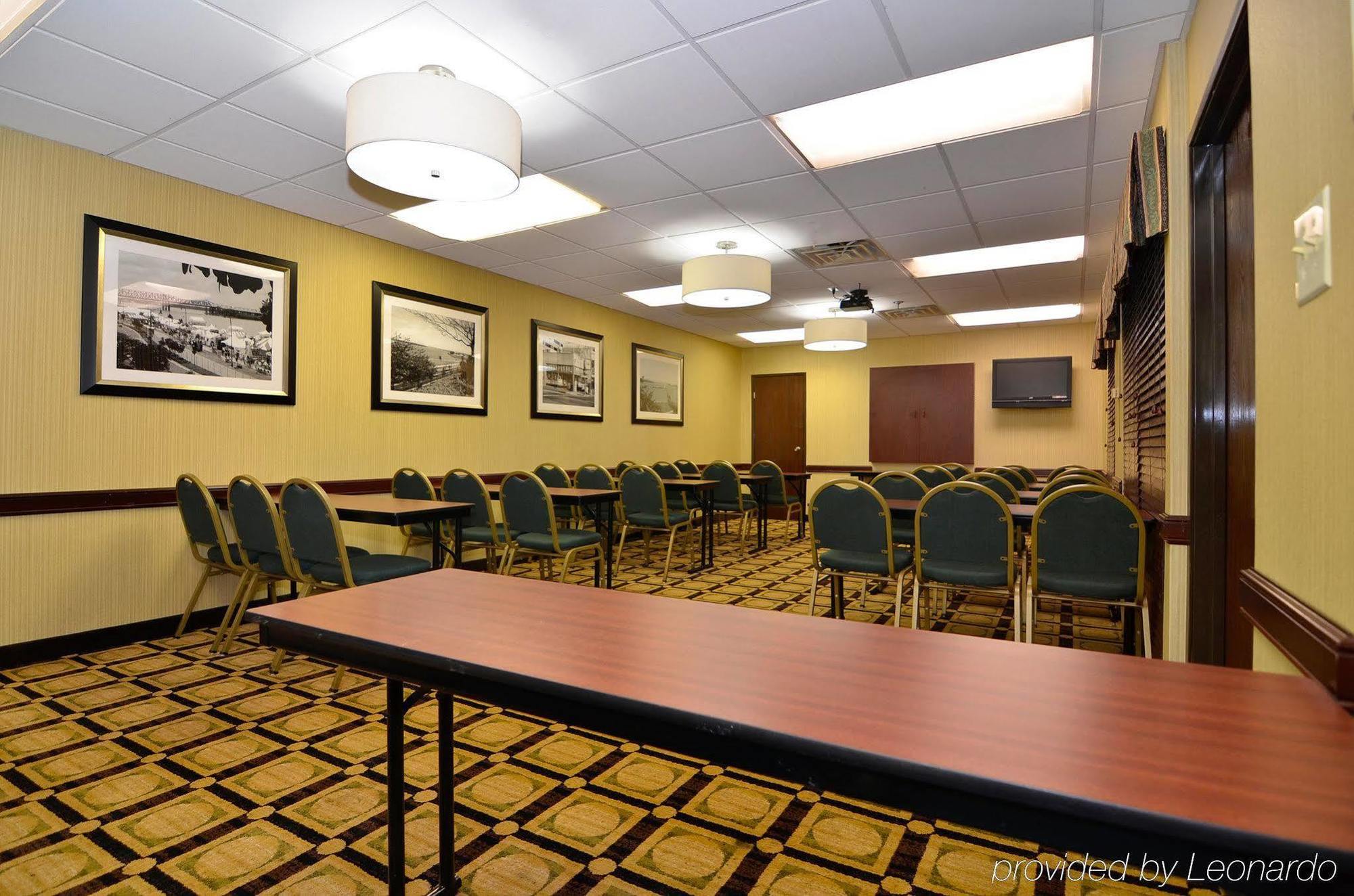 Best Western Plus Galleria Inn & Suites Memphis Exterior photo