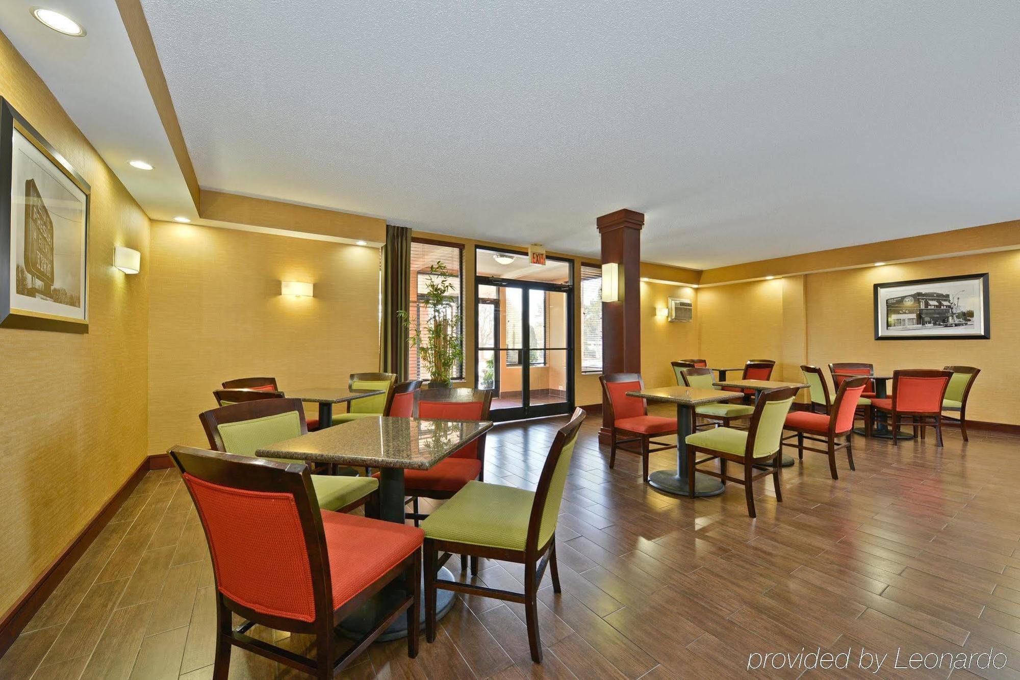 Best Western Plus Galleria Inn & Suites Memphis Exterior photo