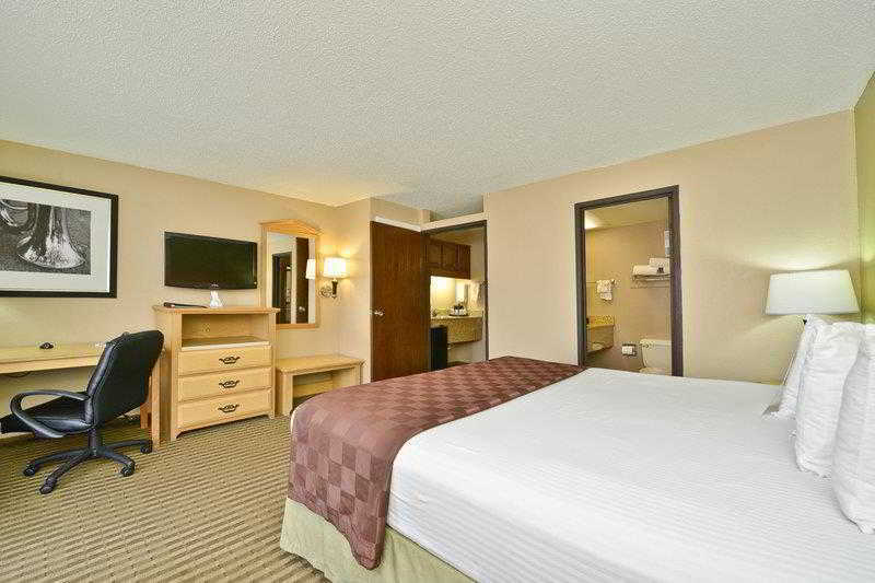 Best Western Plus Galleria Inn & Suites Memphis Exterior photo