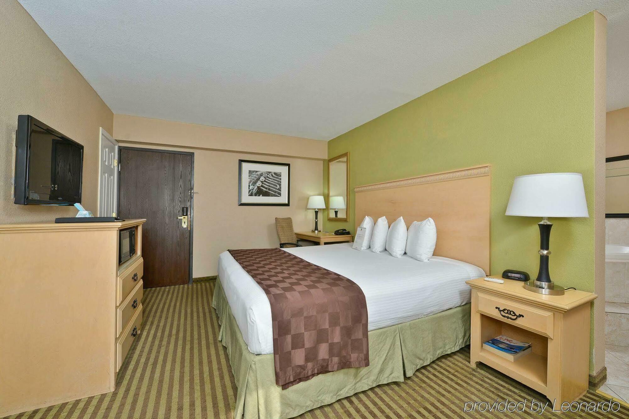 Best Western Plus Galleria Inn & Suites Memphis Exterior photo